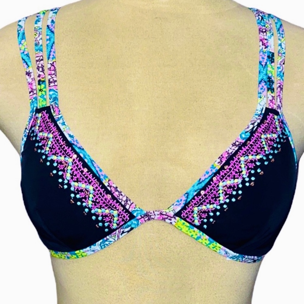 Victoria’s Secret Strappy Back Bikini Top  M